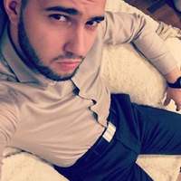 Алихан Измайлов